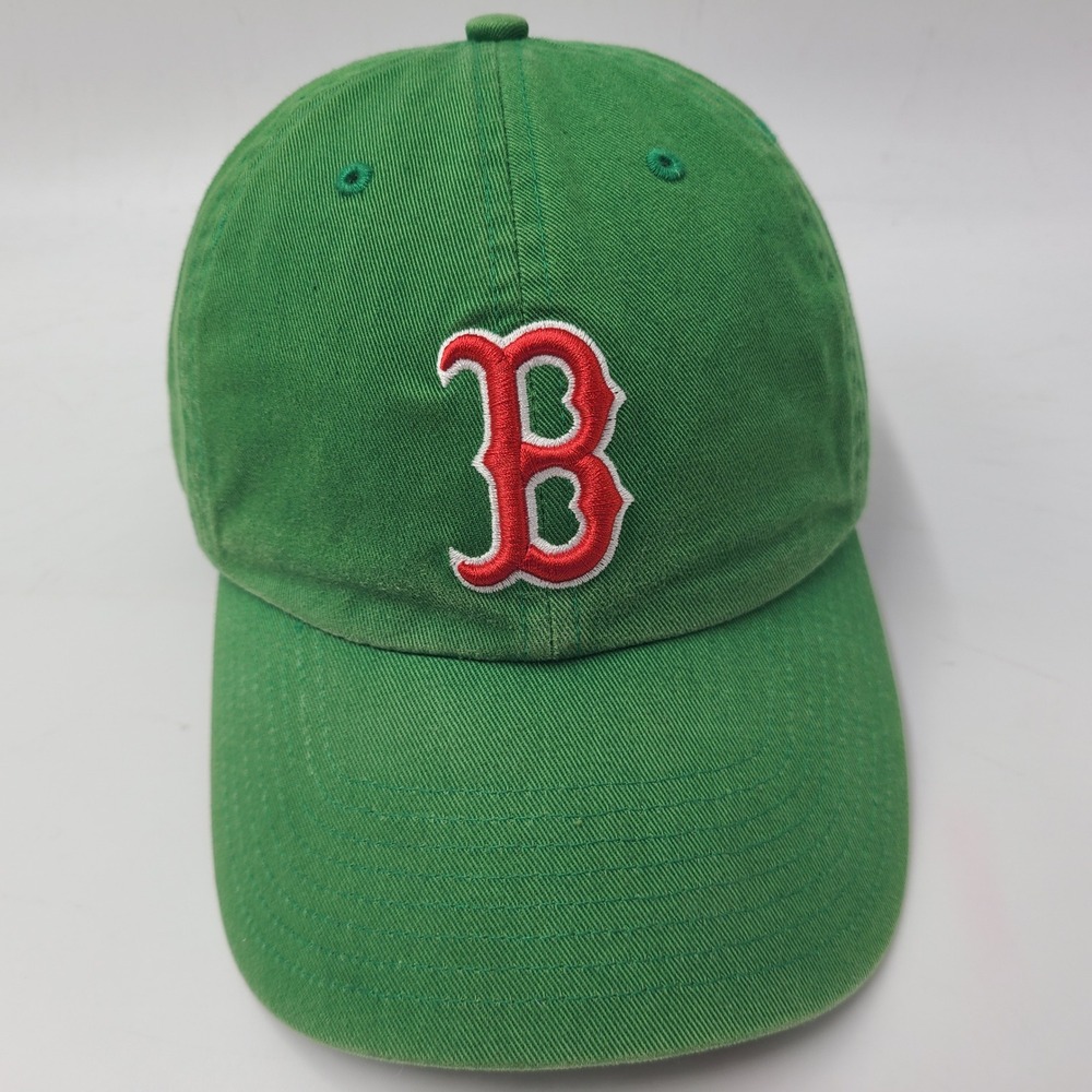 Boston Red Sox Hat Fitted (Seems M) Twins Enterprise Franchise St Patricks Day